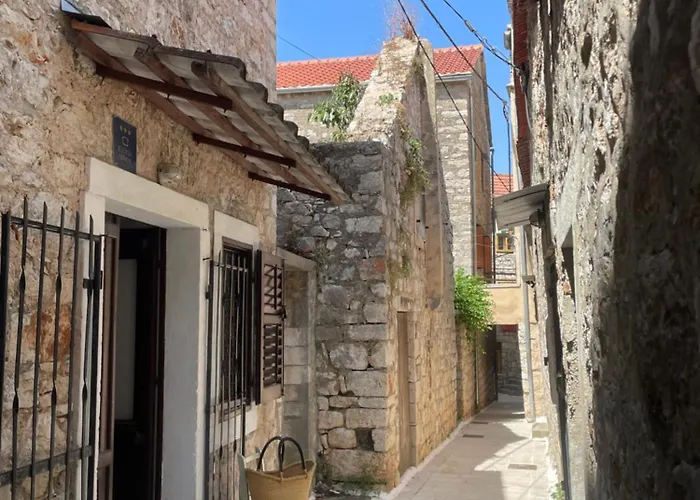 Jackie On Hvar